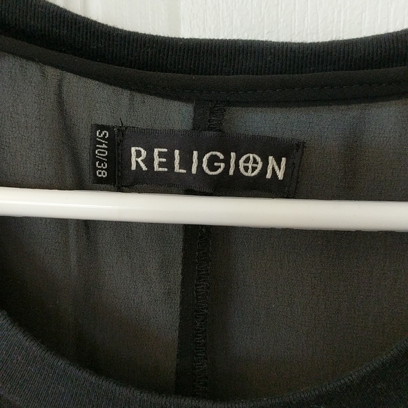 Sheer back top - Picture 6 of 6